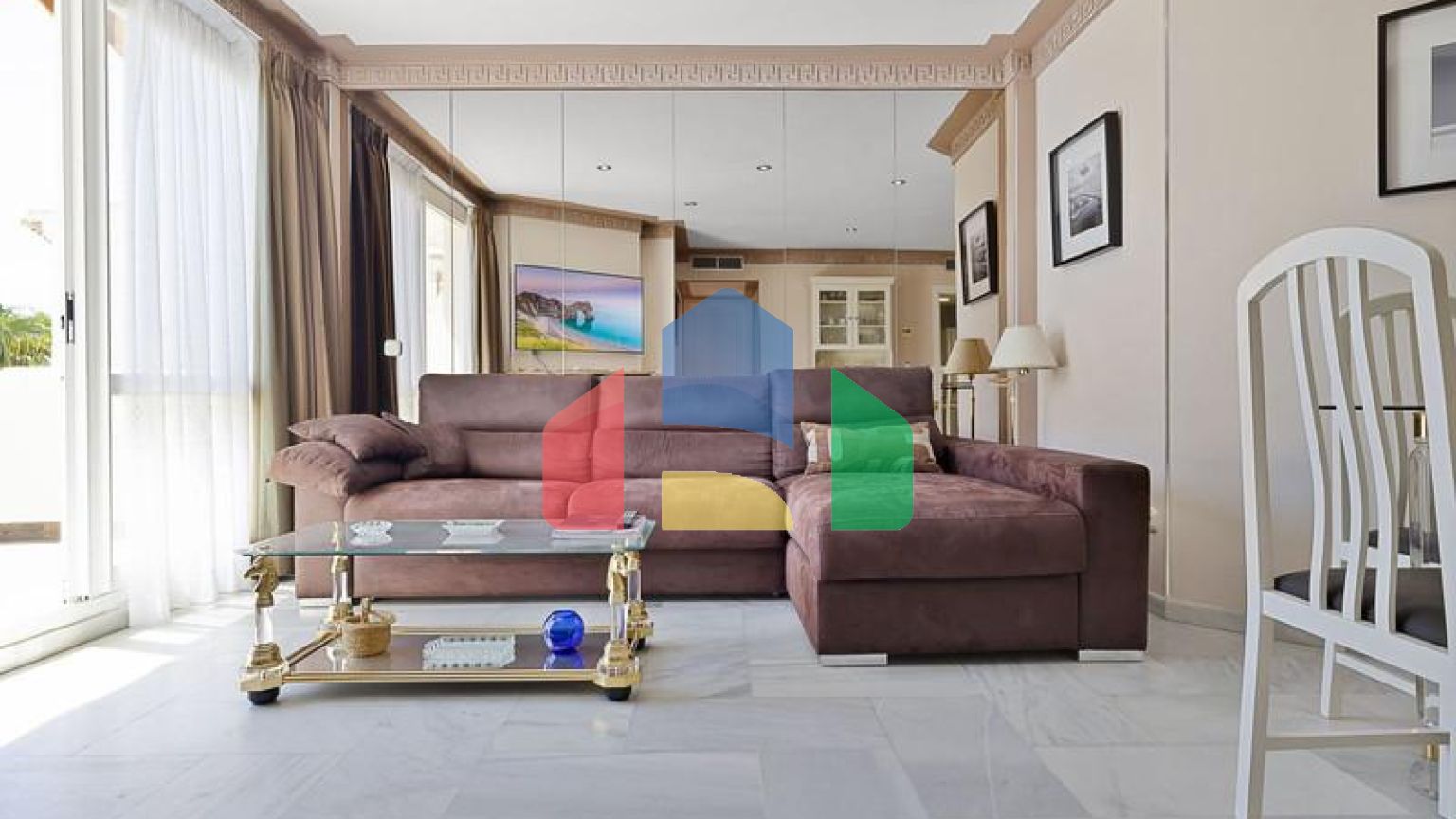 Апартаменты на среднем этаже на продажу в Бенальмадена Коста.