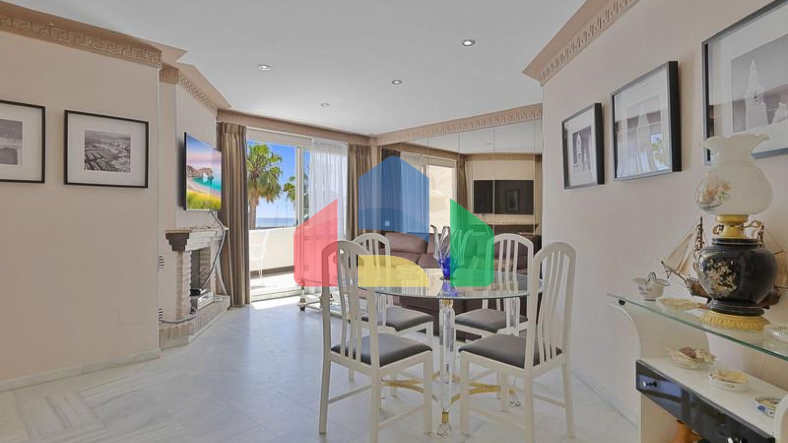 Апартаменты на среднем этаже на продажу в Бенальмадена Коста.