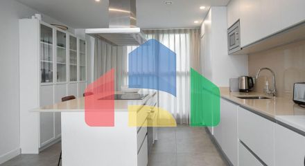 Квартира на среднем этаже в продаже в Торрекебраде. Квартира на среднем этаже в продаже в Торрекебраде.