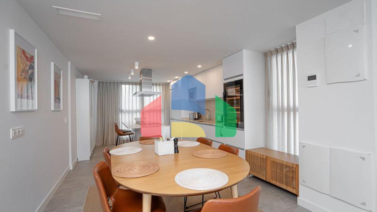 Квартира на среднем этаже в продаже в Торрекебраде.