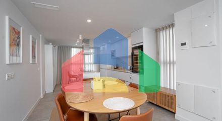 Квартира на среднем этаже в продаже в Торрекебраде. Квартира на среднем этаже в продаже в Торрекебраде.