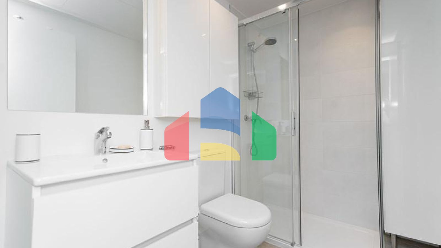 Квартира на среднем этаже в продаже в Торрекебраде.