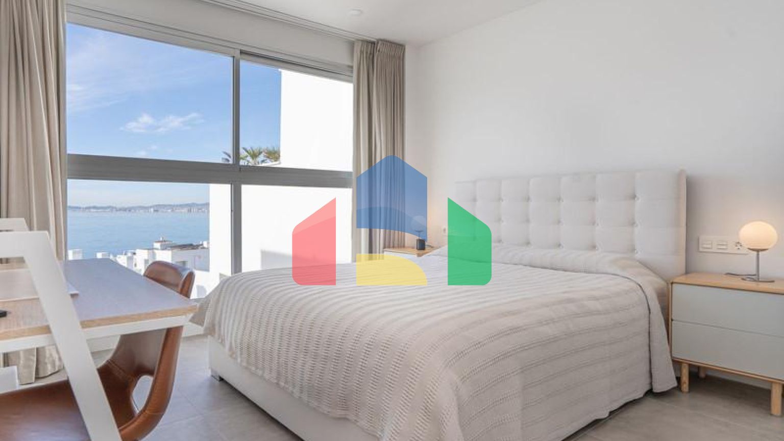 Квартира на среднем этаже в продаже в Торрекебраде.