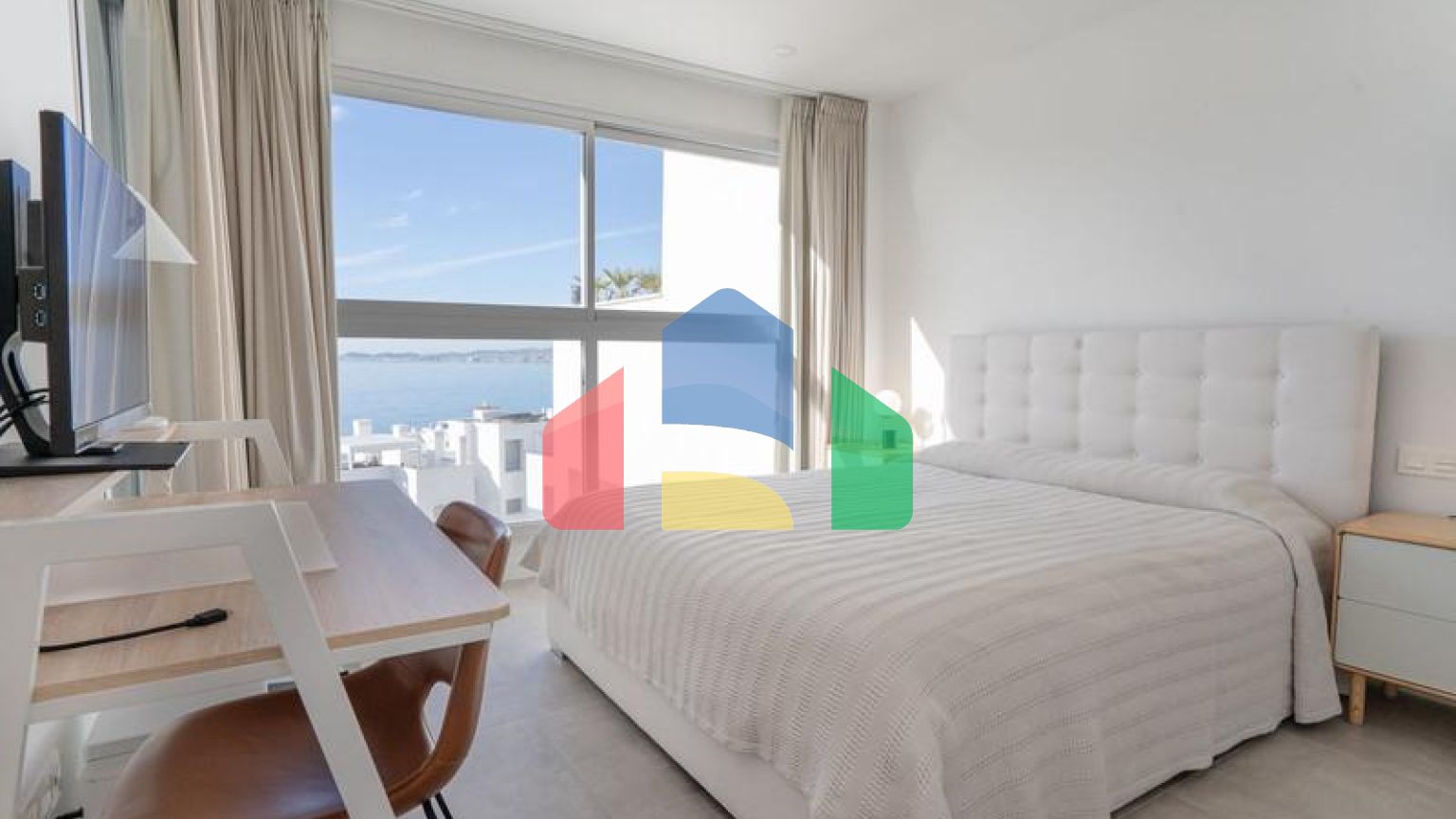 Квартира на среднем этаже в продаже в Торрекебраде.