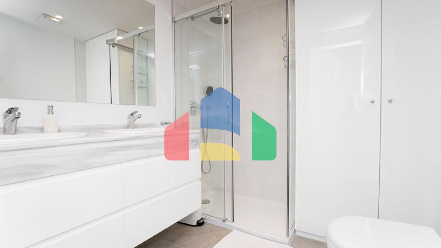 Квартира на среднем этаже в продаже в Торрекебраде.