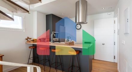 Дуплекс с панорамным видом на море в Бенальмадене