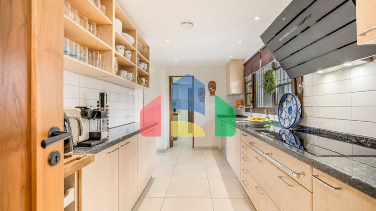 Стратегически расположенная вилла с 3 спальнями в Торремюэль, Бенальмадена.