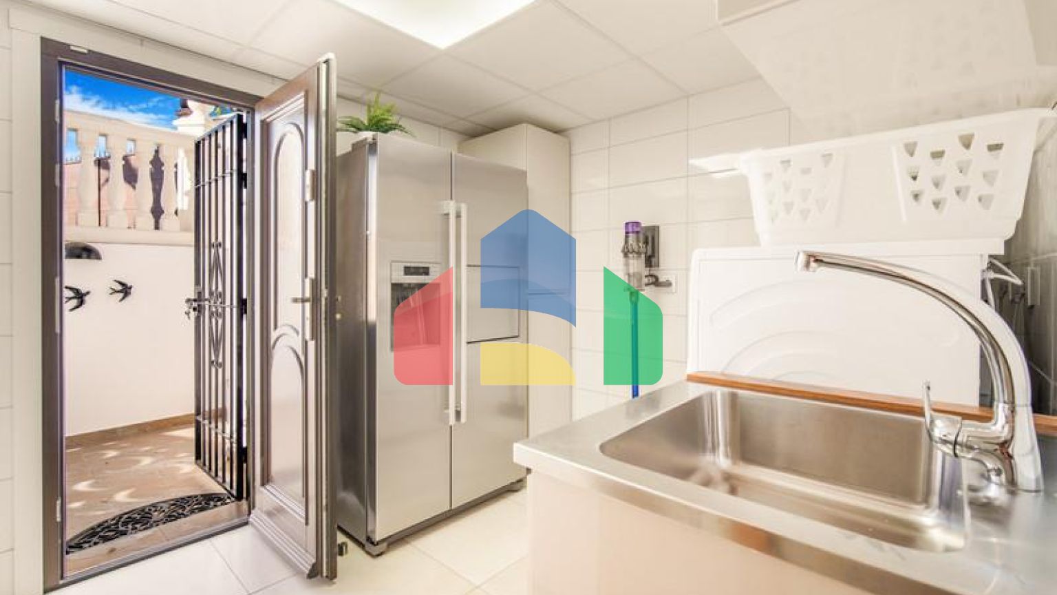 Стратегически расположенная вилла с 3 спальнями в Торремюэль, Бенальмадена.