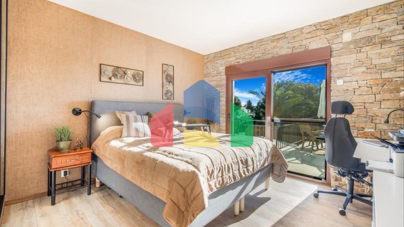 Стратегически расположенная вилла с 3 спальнями в Торремюэль, Бенальмадена.