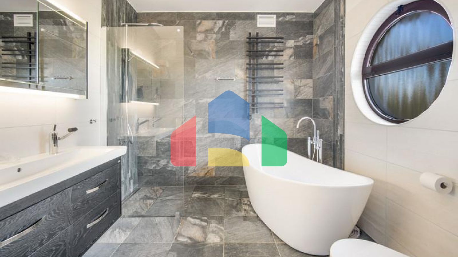 Стратегически расположенная вилла с 3 спальнями в Торремюэль, Бенальмадена.