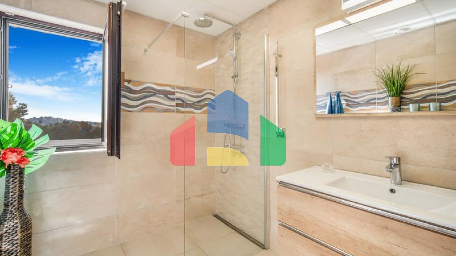 Стратегически расположенная вилла с 3 спальнями в Торремюэль, Бенальмадена.