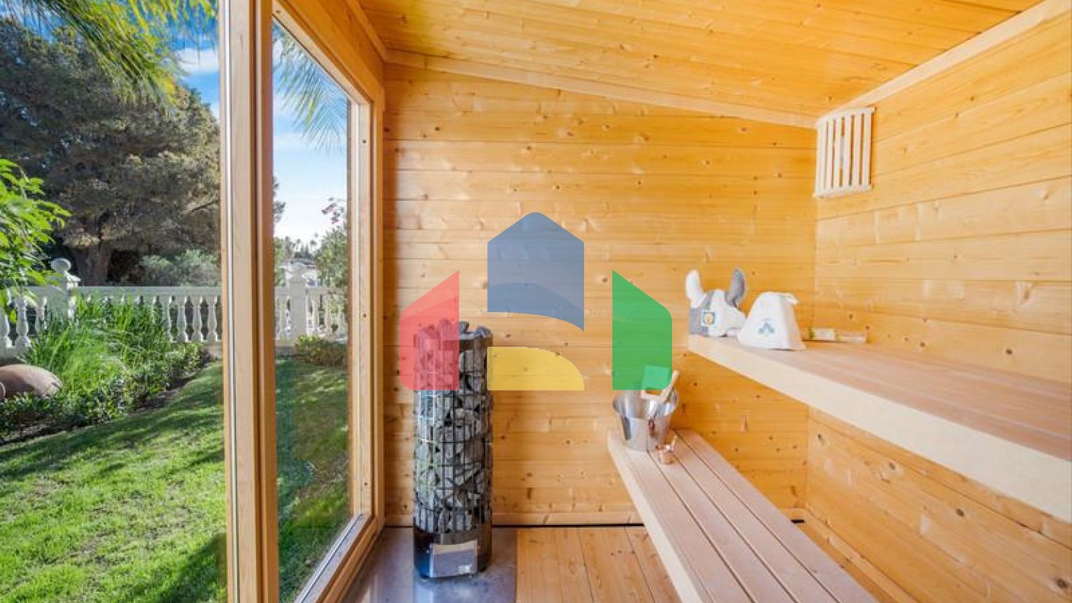 Стратегически расположенная вилла с 3 спальнями в Торремюэль, Бенальмадена.