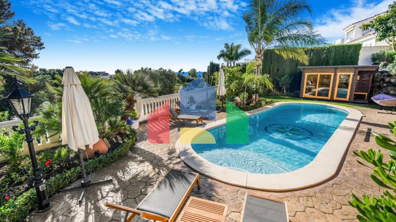 Стратегически расположенная вилла с 3 спальнями в Торремюэль, Бенальмадена.