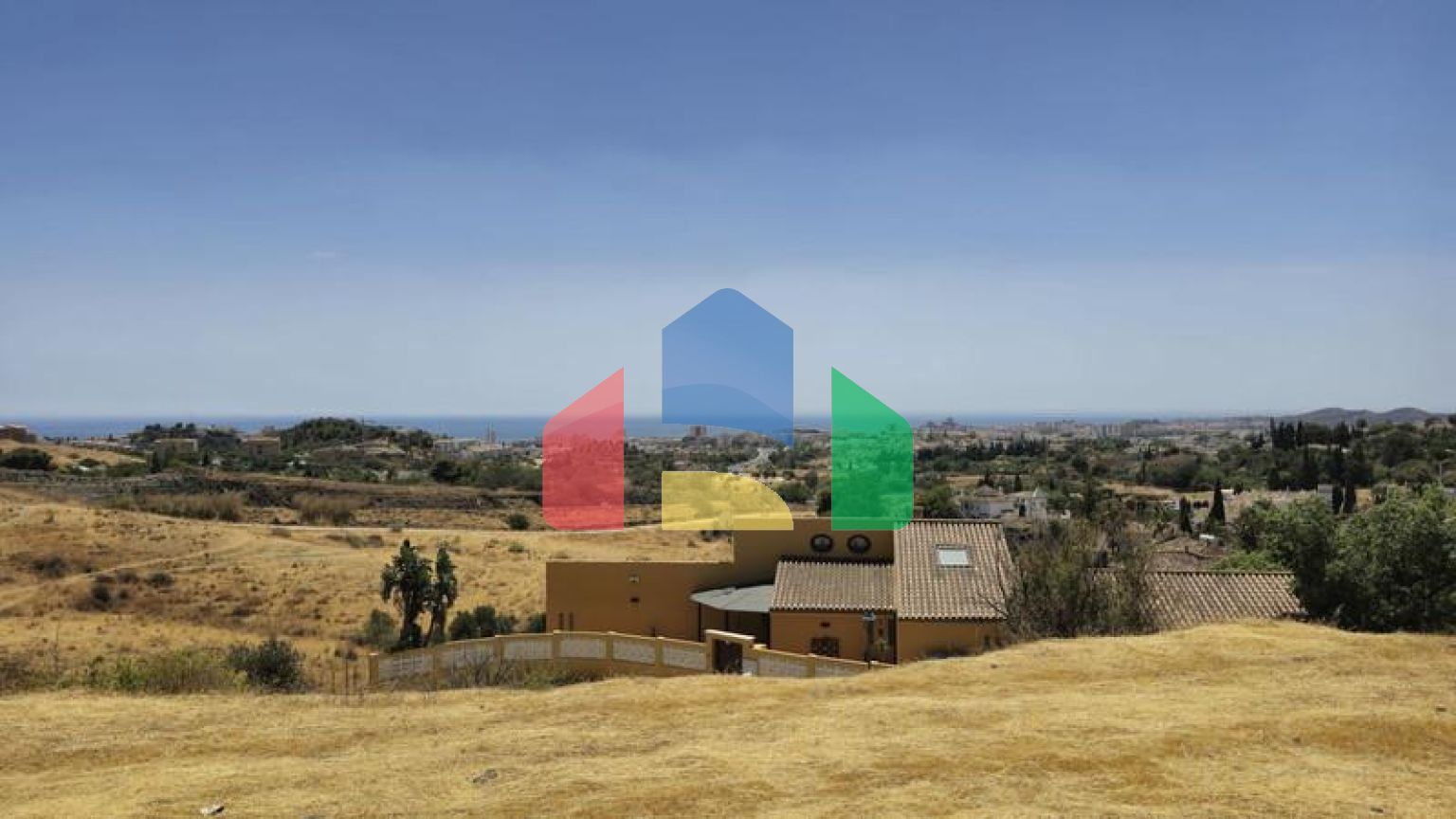 Постройте виллу своей мечты с потрясающими панорамными видами в Михасе