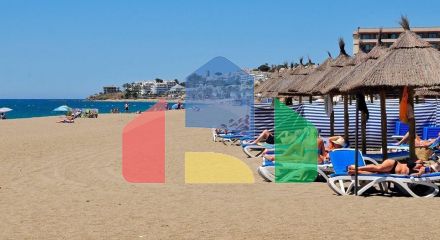 Роскошные новые апартаменты с видом на море в Лас-Лагунас-де-Михас