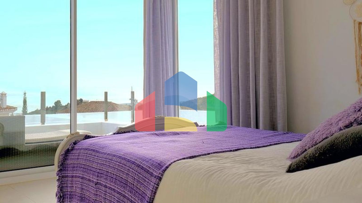 Современная Вилла с Панорамным Видом на Море в Михасе