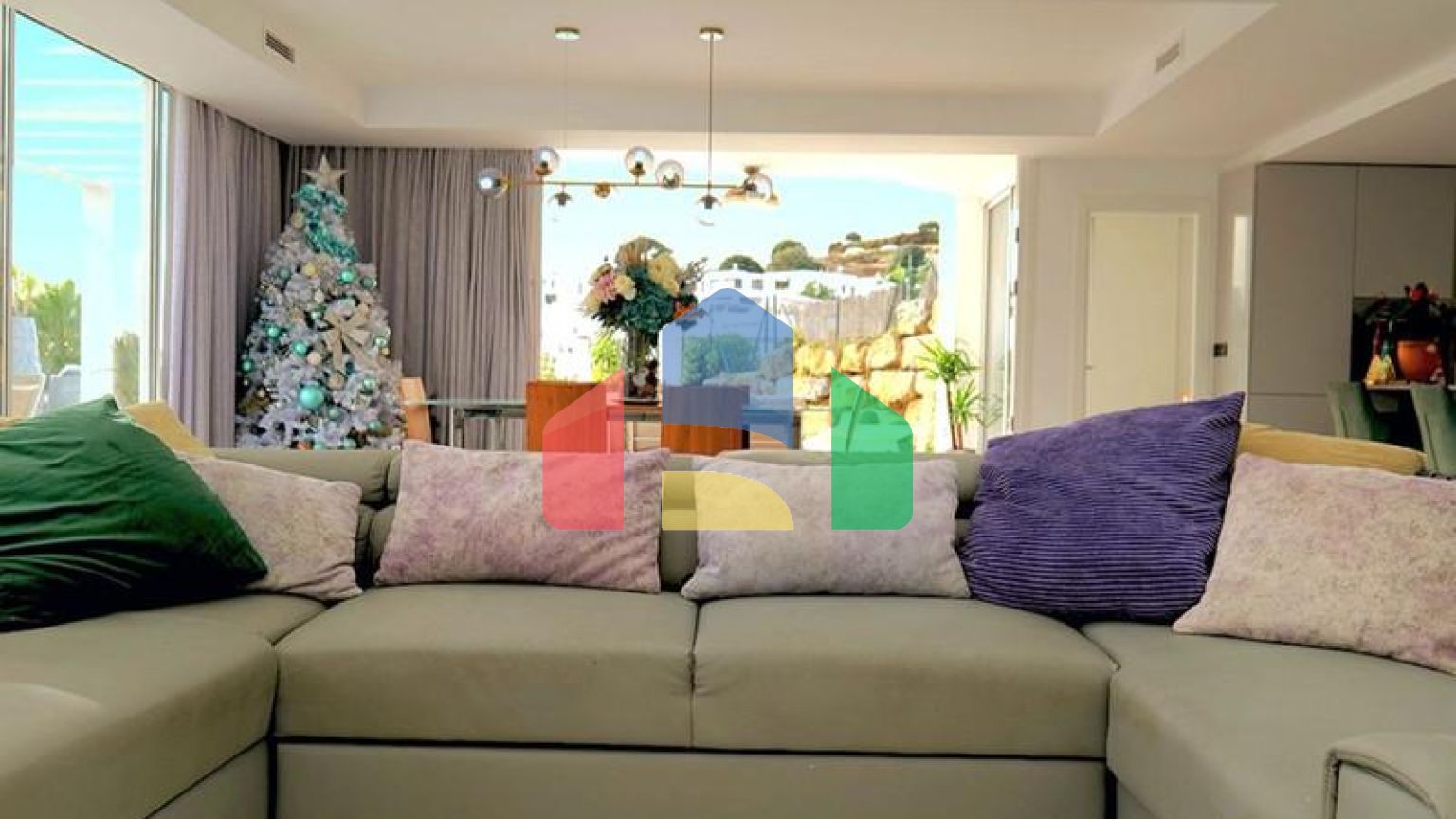 Современная Вилла с Панорамным Видом на Море в Михасе