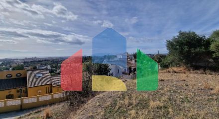 Панорамный участок с утвержденным проектом виллы в Михасе
