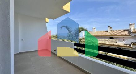 Квартира на среднем этаже на продажу в Михасе.