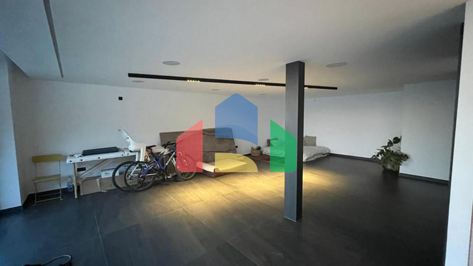 Отдельная вилла на продажу в Михасе.