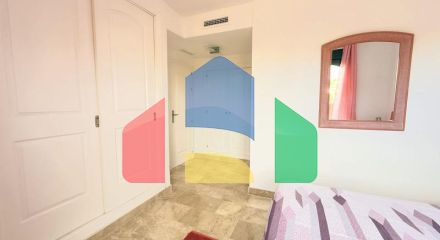 (EN) MAGNIFICENT DUPLEX PENTHOUSE WITH SEA VIEWS AND SOLARIUM IN ESTEPONA Located just a 5-minute walk from the beach