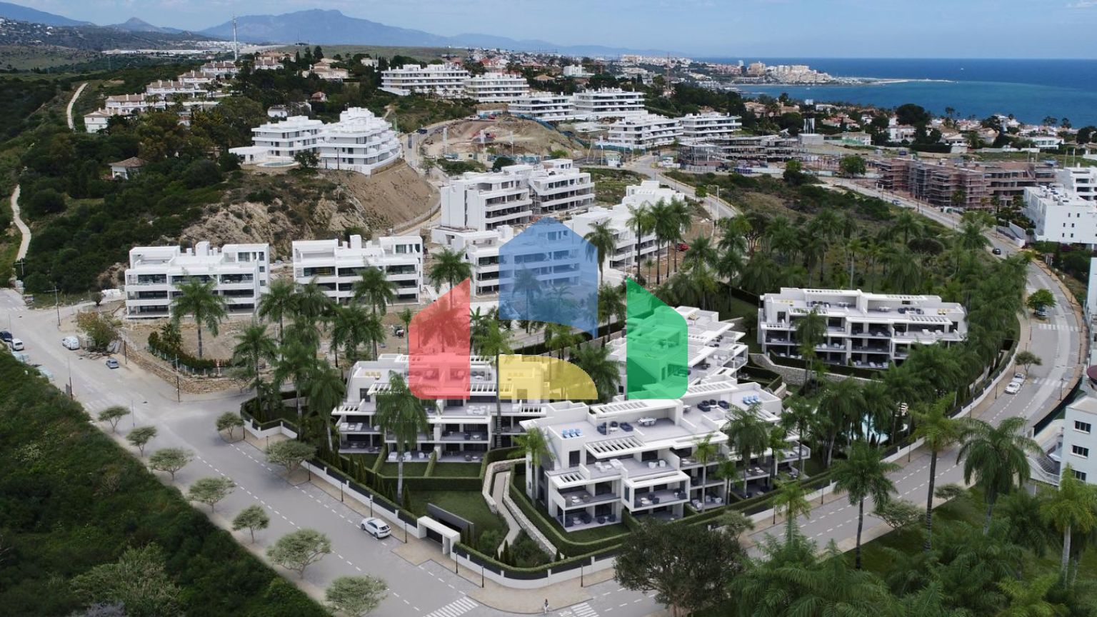 Современная жизнь в Эстепоне: Просторные апартаменты с солнечными террасами