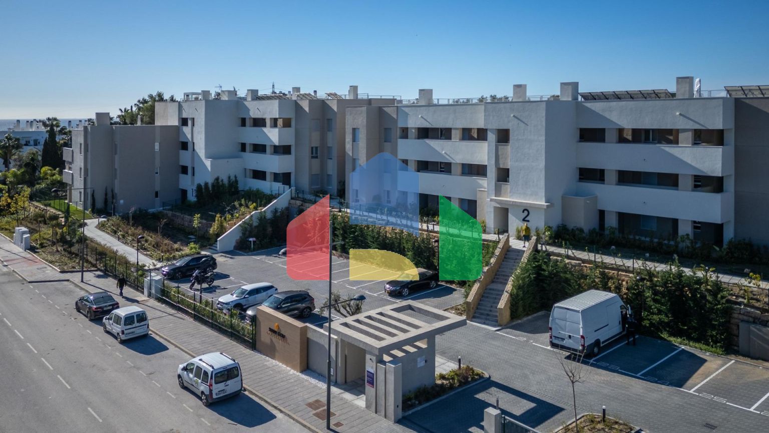 НОВЫЙ ЖИЛОЙ КОМПЛЕКС В ЭСТЕПОНА ГОЛЬФ