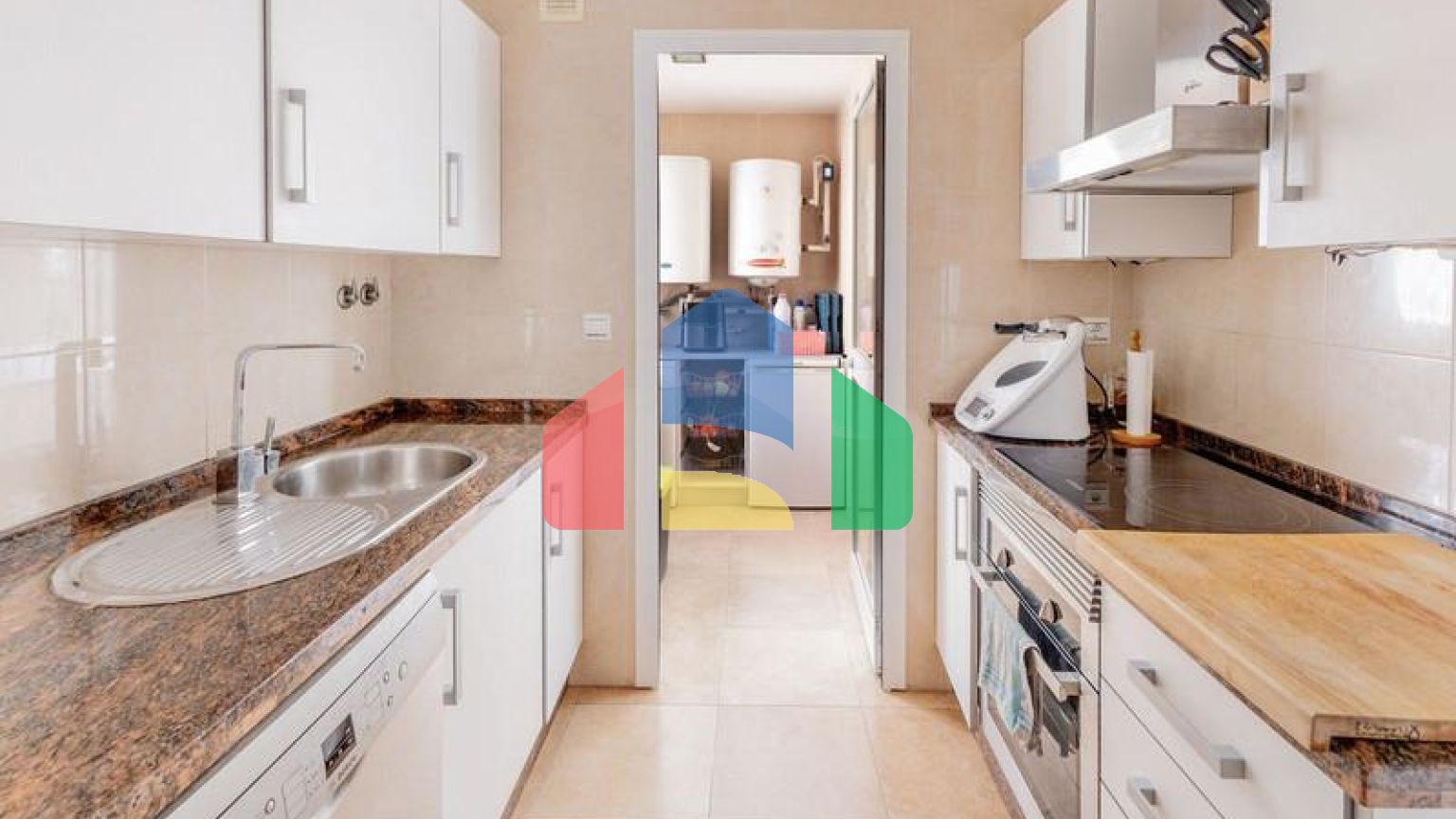 Современный Дуплекс-Пентхаус с Великолепными Видами в Эстепоне