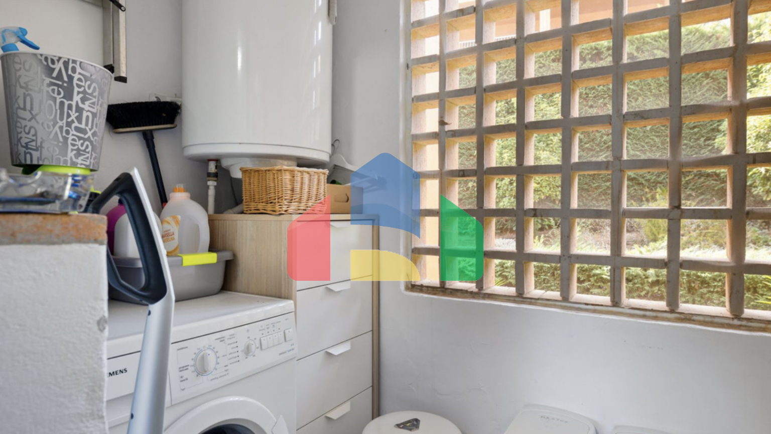 Роскошная 2-Kомнатная Kвартира в Бенаталае