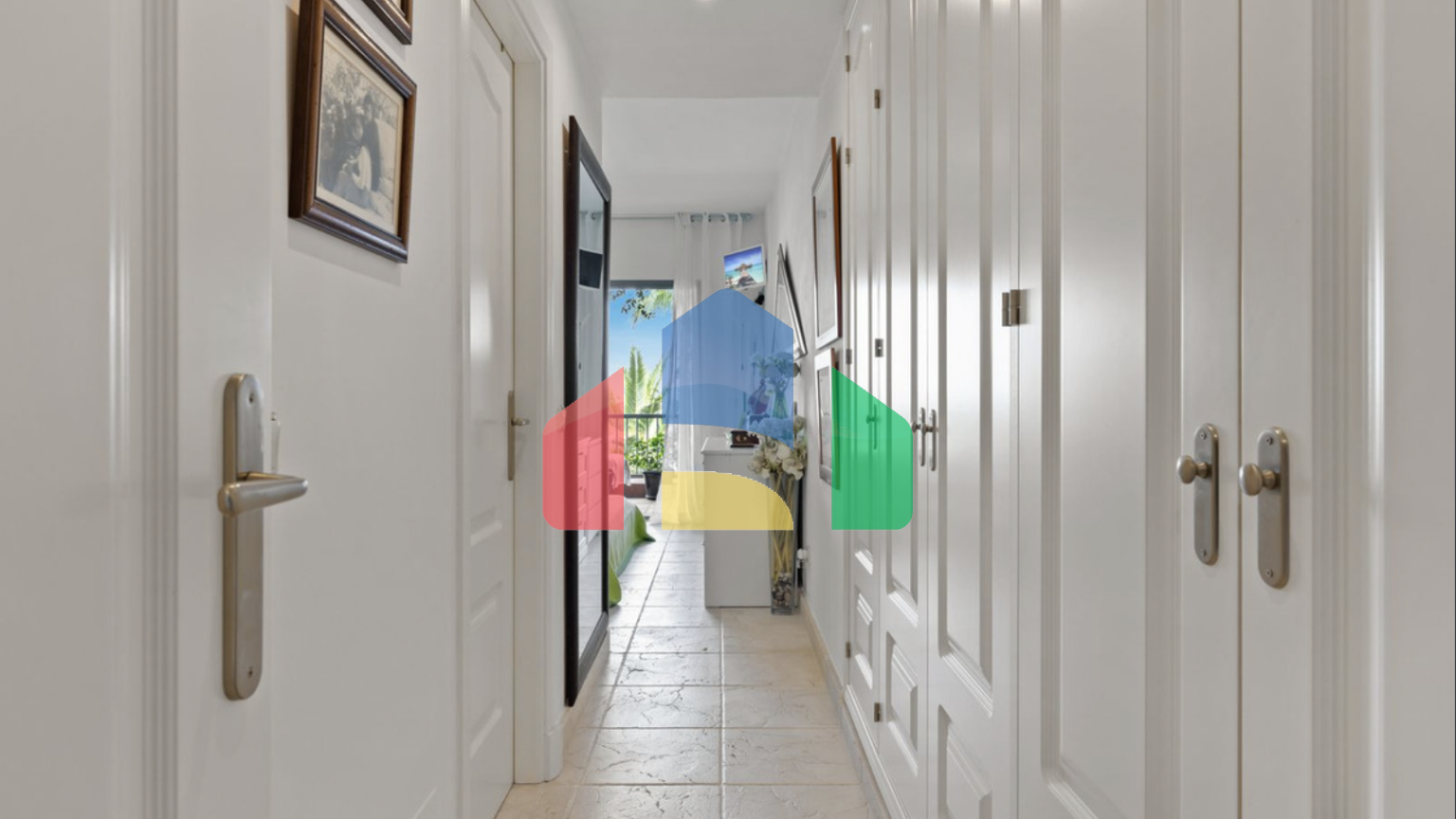 Роскошная 2-Kомнатная Kвартира в Бенаталае