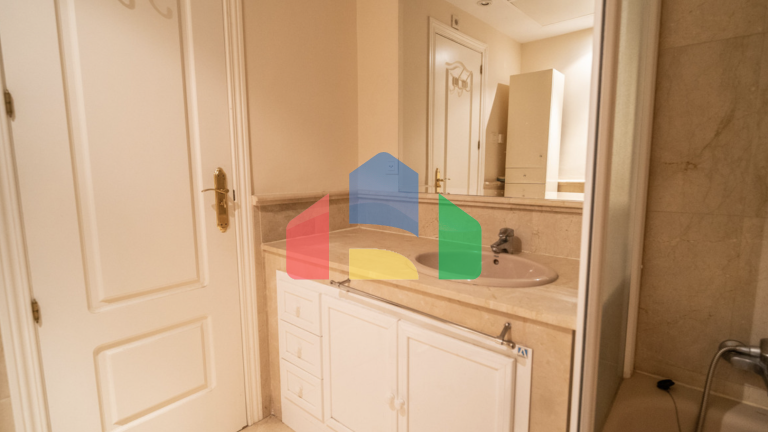 Прекрасные 2х комнатные апартаменты в Эстепоне