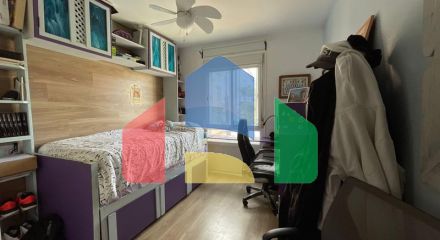 Middle Floor Apartment for sale in Estepona, 3 bedroom, 2 bathroom