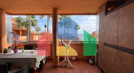 Квартира на среднем этаже на продажу в Эстепоне, 3 спальни, 2 ванные комнаты