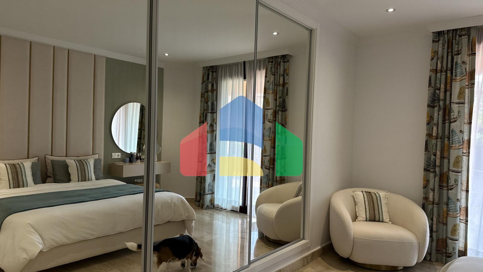 Полностью отремонтированная 4-комнатная квартира в Новой Золотой Миле, закрытом комплексе с круглосуточной охраной.