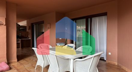 Полностью отремонтированная 4-комнатная квартира в Новой Золотой Миле, закрытом комплексе с круглосуточной охраной.