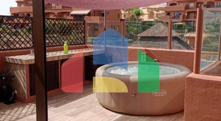 Дуплекс на продажу в Эстепоне. Дуплекс на продажу в Эстепоне.