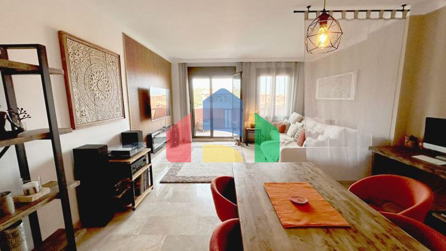 Дуплекс на продажу в Эстепоне.