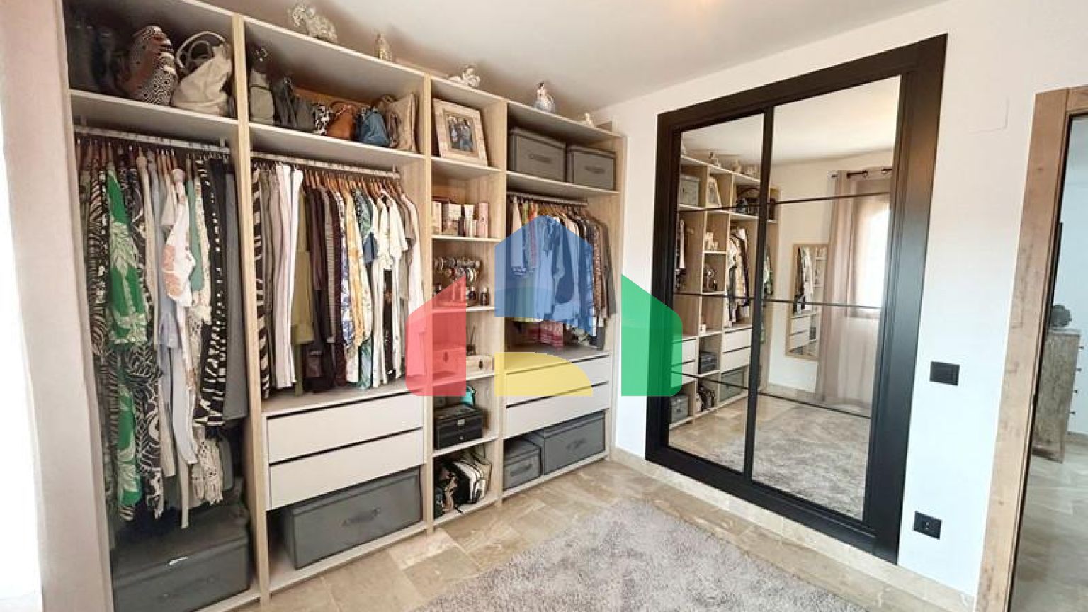 Дуплекс на продажу в Эстепоне.