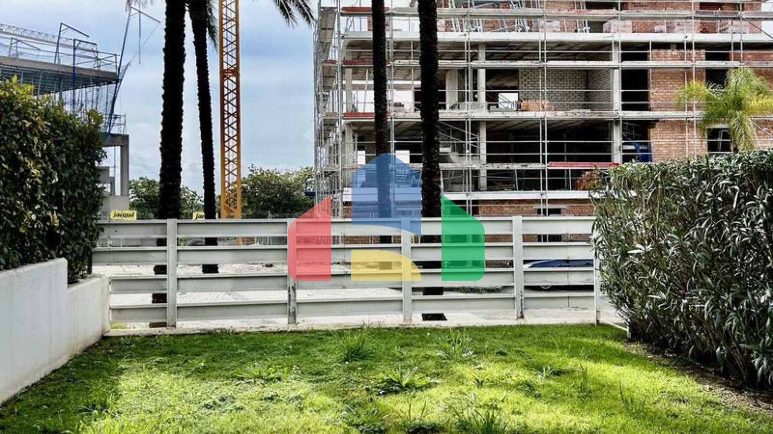 Квартира на первом этаже на продажу в Канселаде