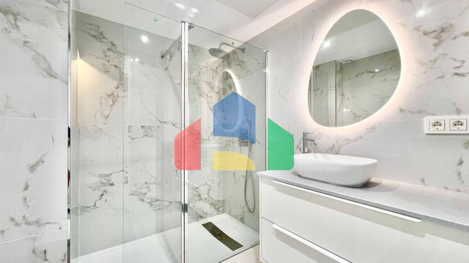 Дуплекс-пентхаус на продажу в Эстепоне.