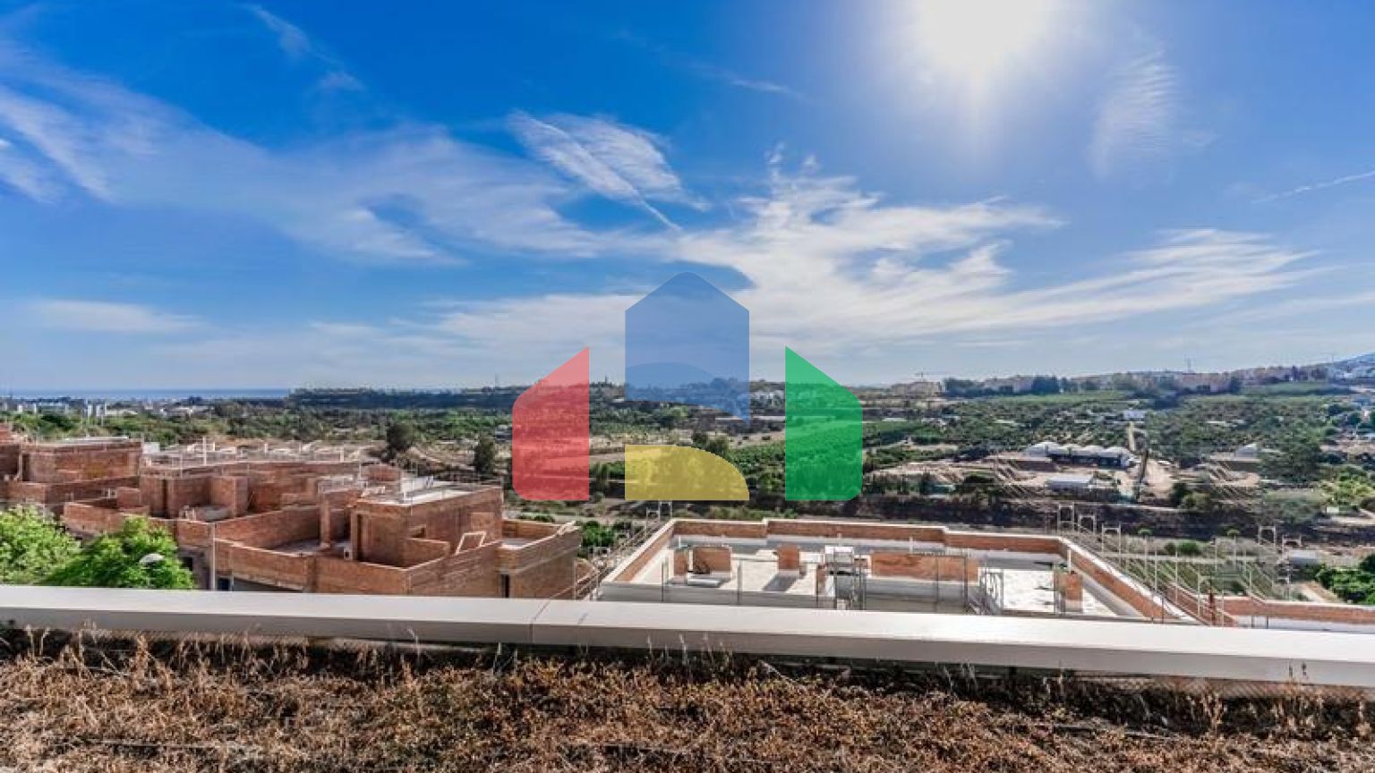 Новый современный таунхаус в Канселаде