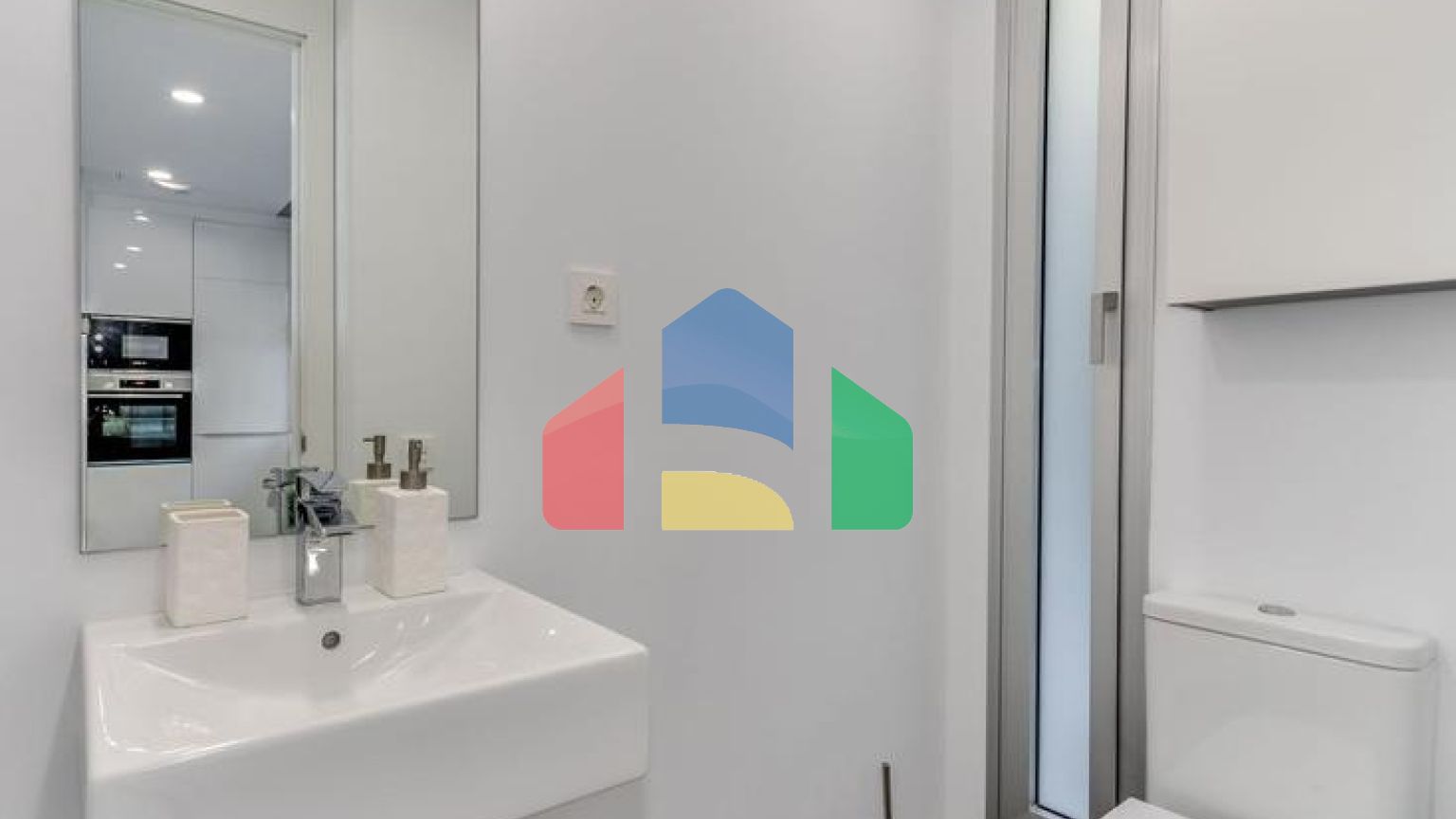 Новый современный таунхаус в Канселаде