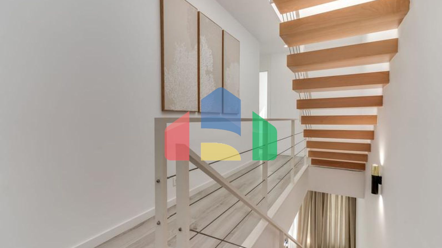 Новый современный таунхаус в Канселаде