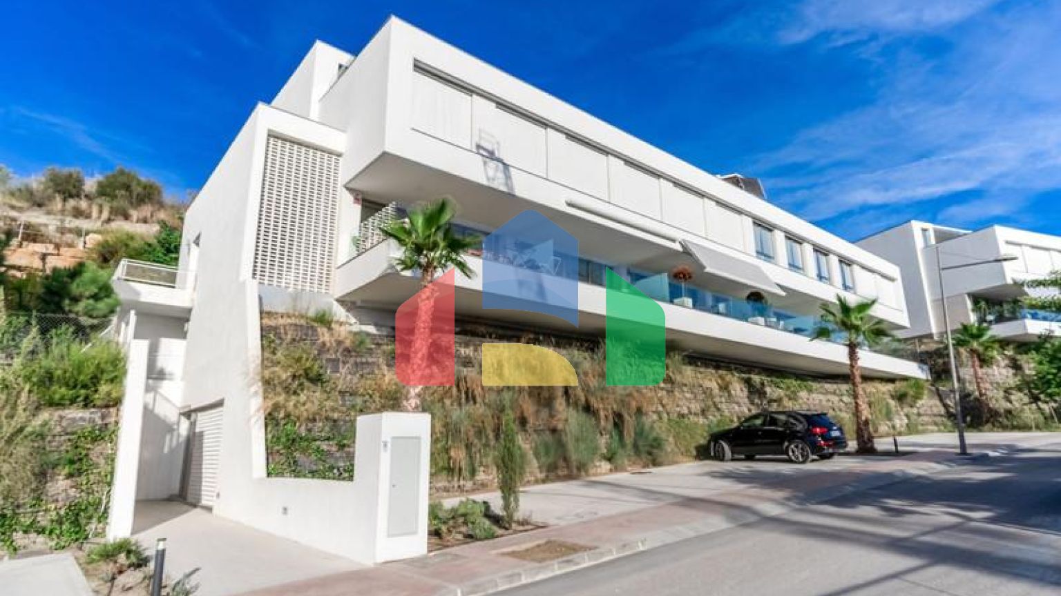 Новый современный таунхаус в Канселаде