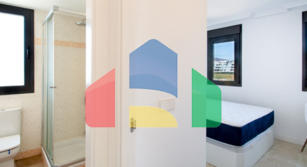 Люксовый двухуровневый пентхаус с видом на море и горы в Сельво, Эстепона