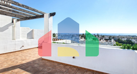 Люксовый двухуровневый пентхаус с видом на море и горы в Сельво, Эстепона