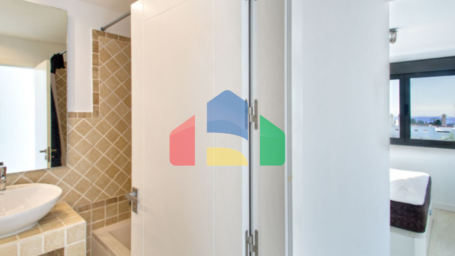 Люксовый двухуровневый пентхаус с видом на море и горы в Сельво, Эстепона