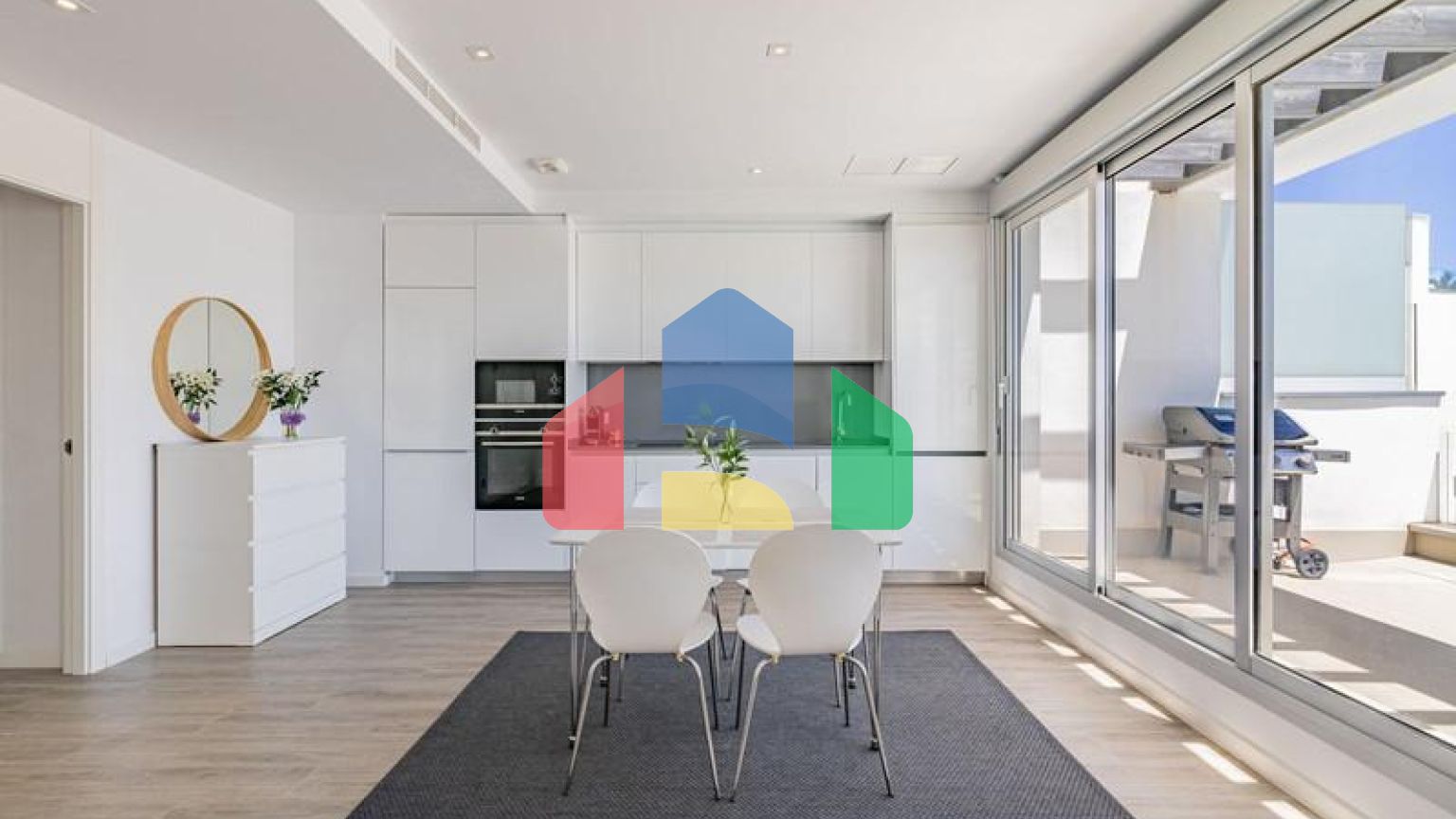 Элегантный Пентхаус с Терассой на Крыше в Эстепоне