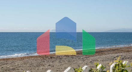 Luxurious 3-Bedroom Beachfront Townhouse в El Saladillo