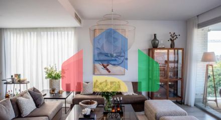 This beautifully situated Town House offers stunning views from its elevated position.